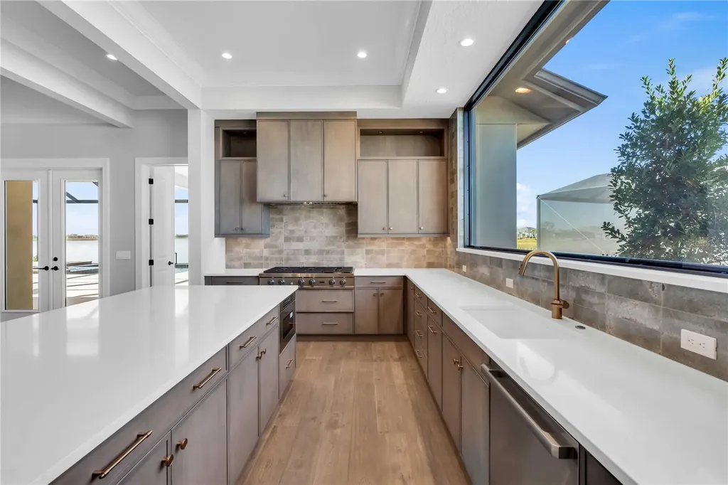 1018 Blue Shell Loop Sarasota FL 34240