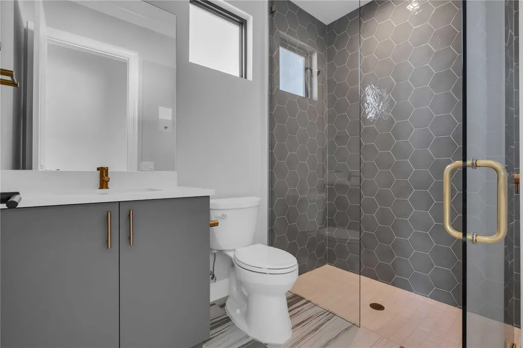 1018 Blue Shell Loop Sarasota FL 34240