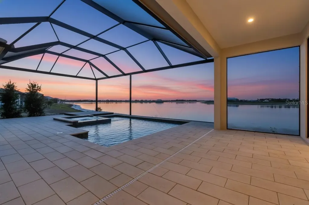 1018 Blue Shell Loop Sarasota FL 34240