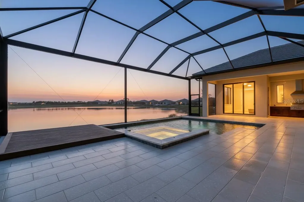 1018 Blue Shell Loop Sarasota FL 34240