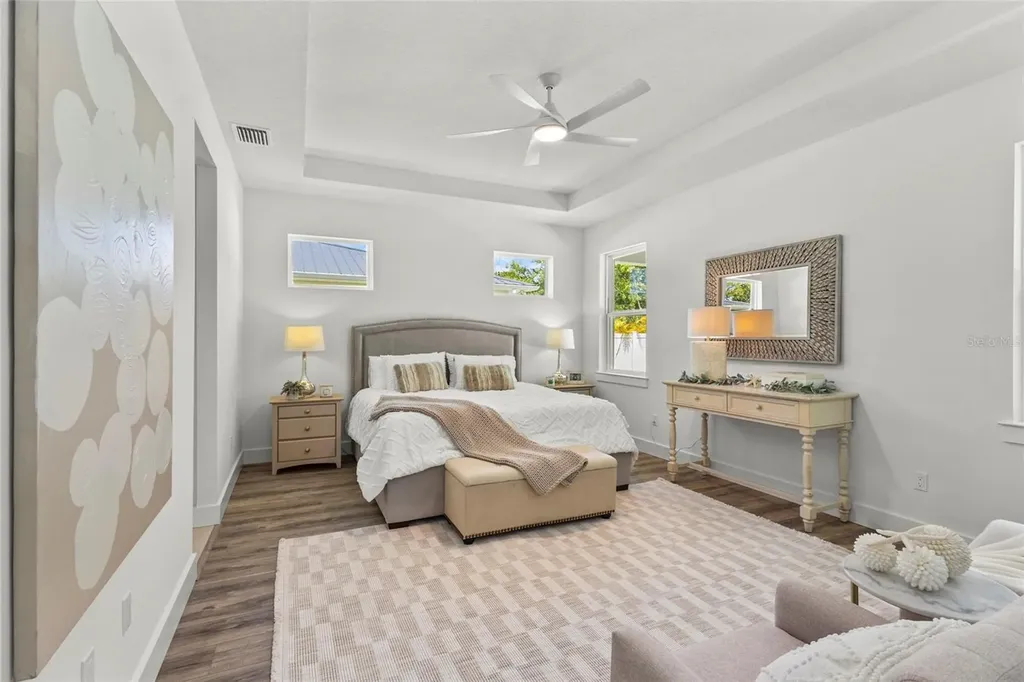 217 S Shade Avenue Sarasota FL 34237