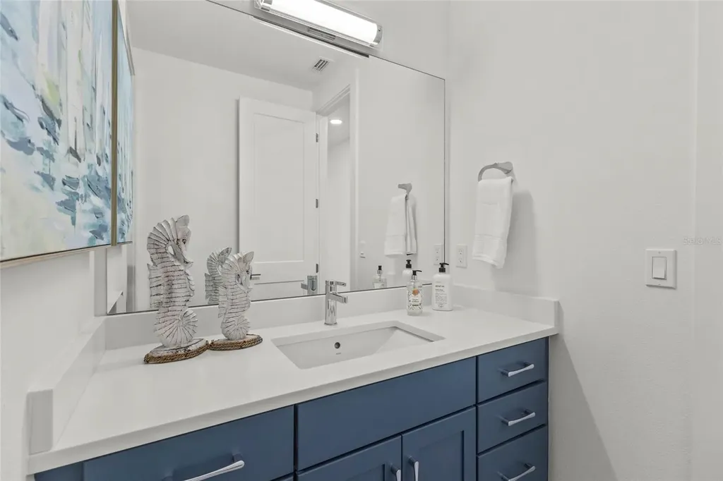 217 S Shade Avenue Sarasota FL 34237