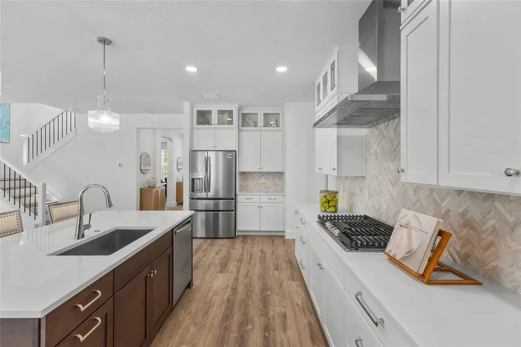 217 S Shade Avenue Sarasota FL 34237