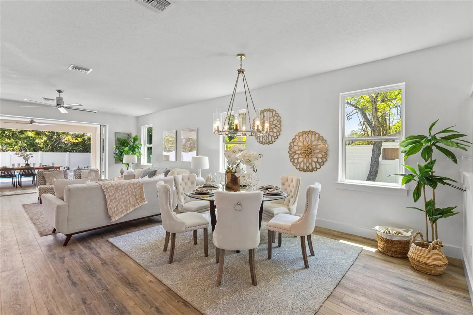217 S Shade Avenue Sarasota FL 34237