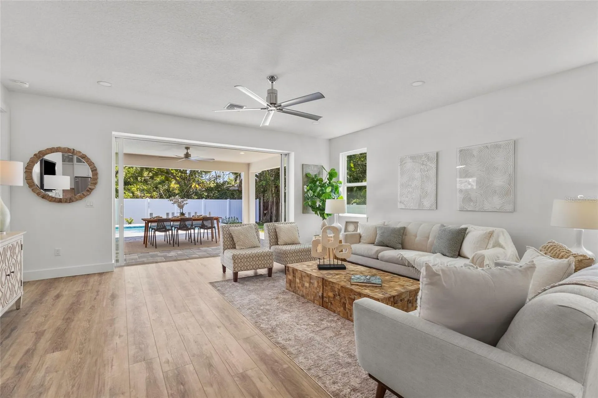 217 S Shade Avenue Sarasota FL 34237
