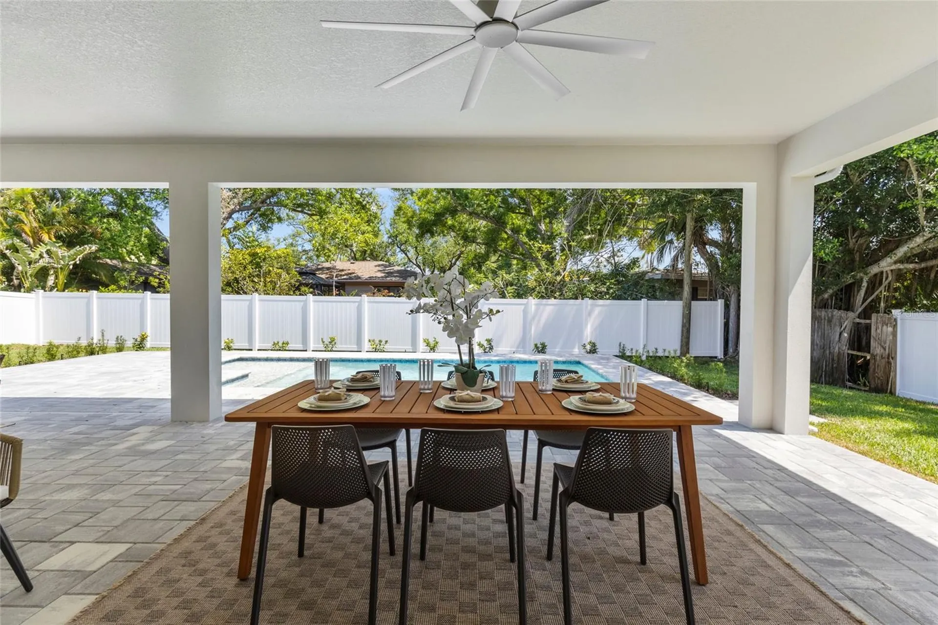 217 S Shade Avenue Sarasota FL 34237