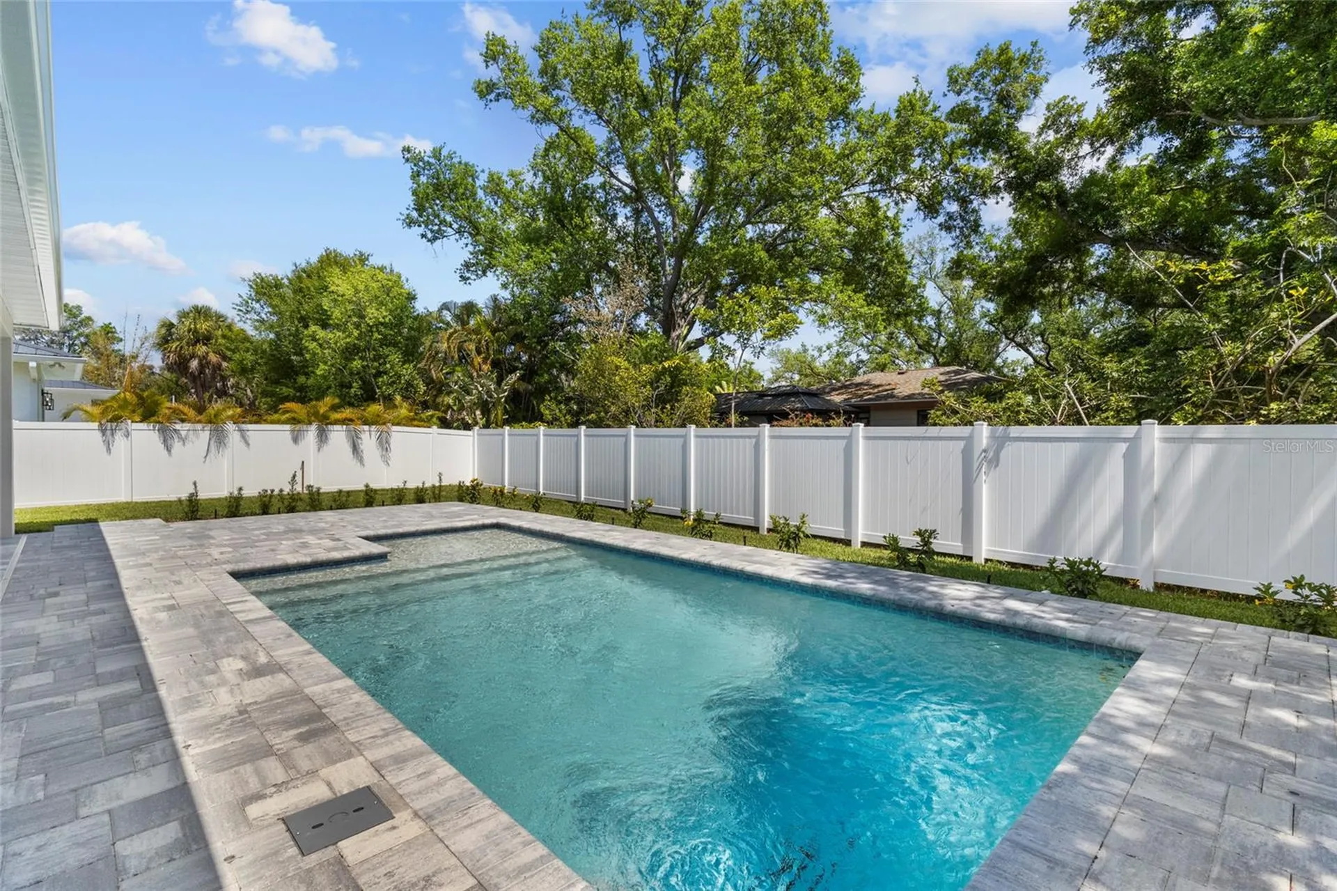 217 S Shade Avenue Sarasota FL 34237