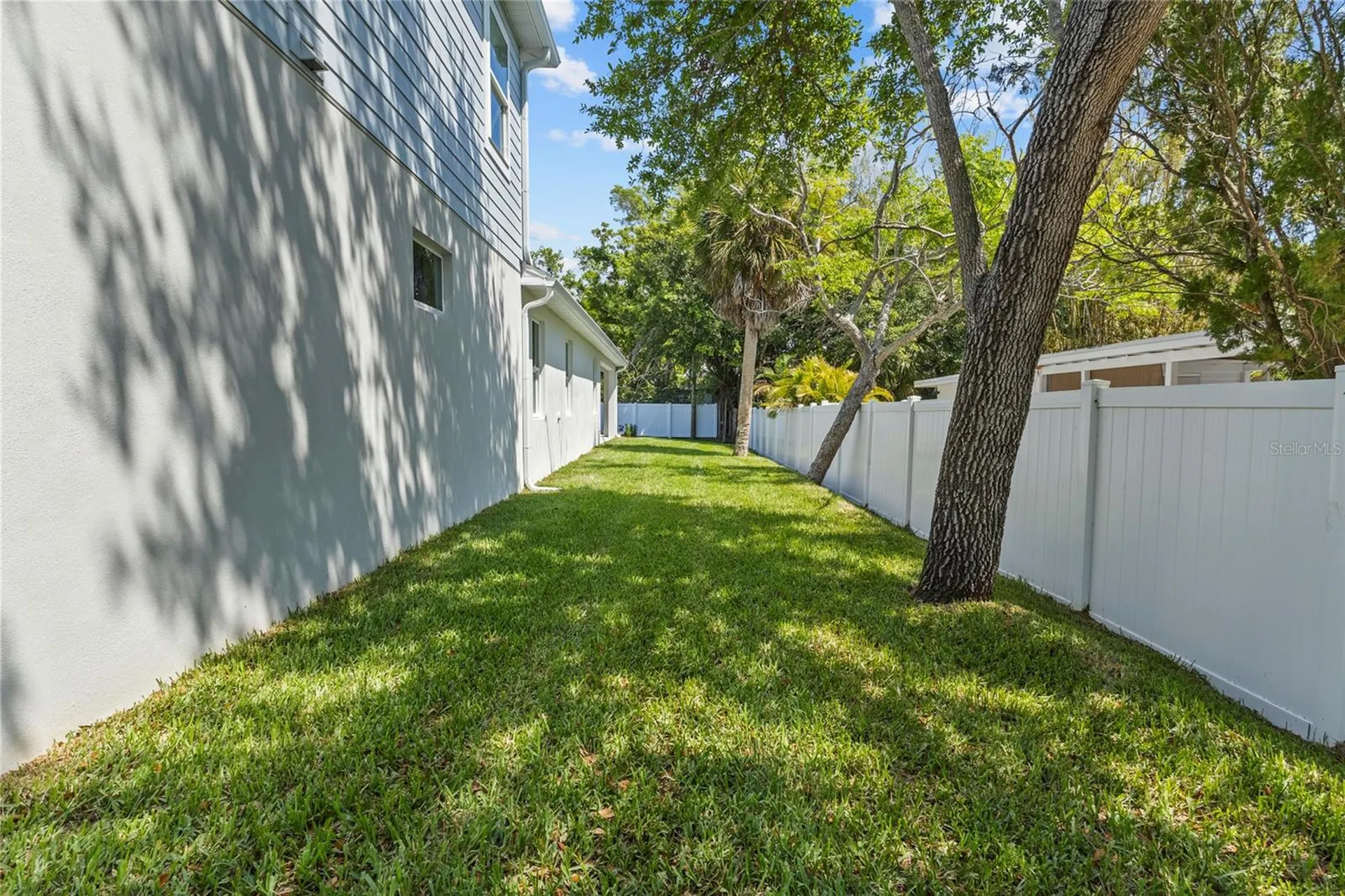 217 S Shade Avenue Sarasota FL 34237