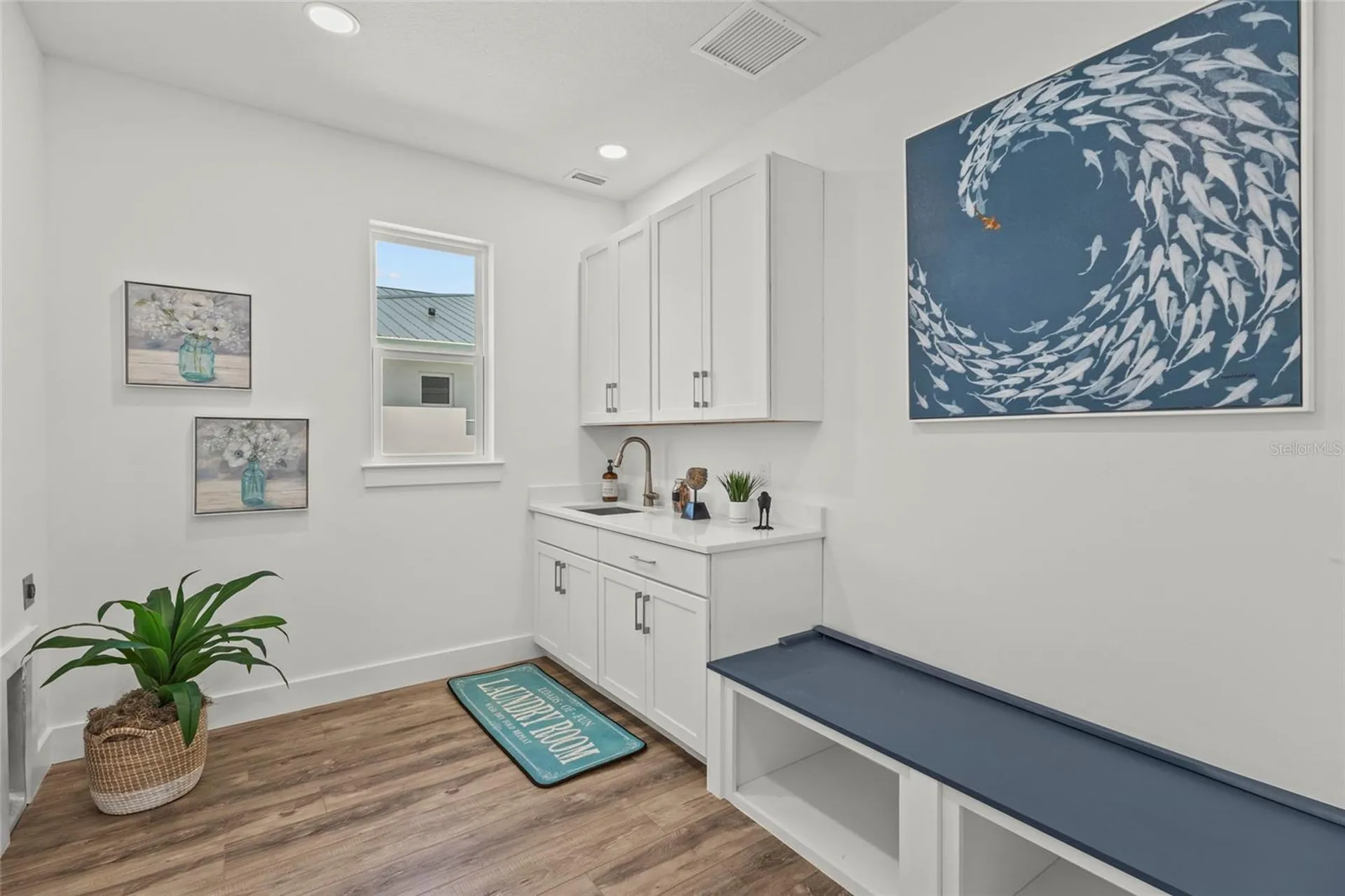 217 S Shade Avenue Sarasota FL 34237