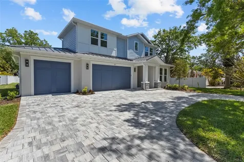217 S Shade Avenue Sarasota FL 34237