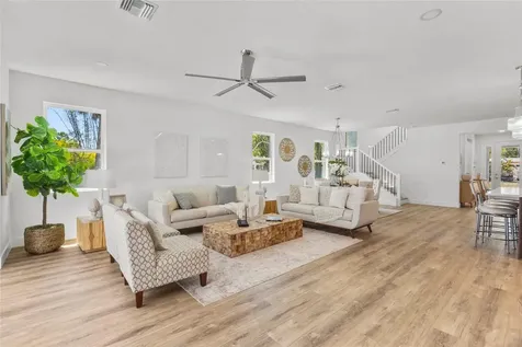 217 S Shade Avenue Sarasota FL 34237