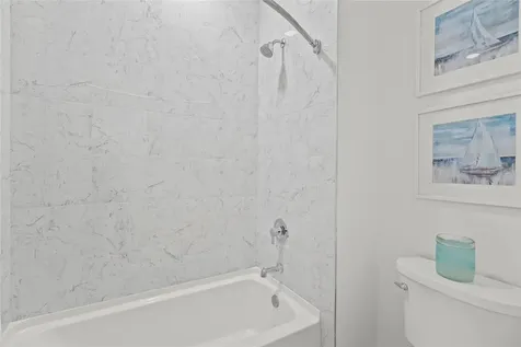217 S Shade Avenue Sarasota FL 34237