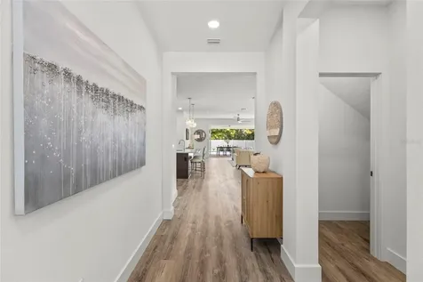 217 S Shade Avenue Sarasota FL 34237