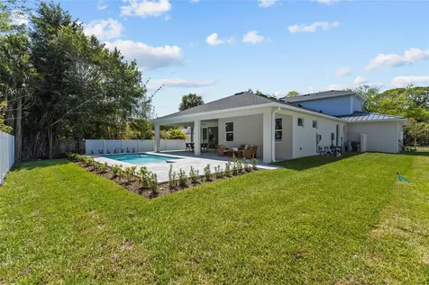 217 S Shade Avenue Sarasota FL 34237