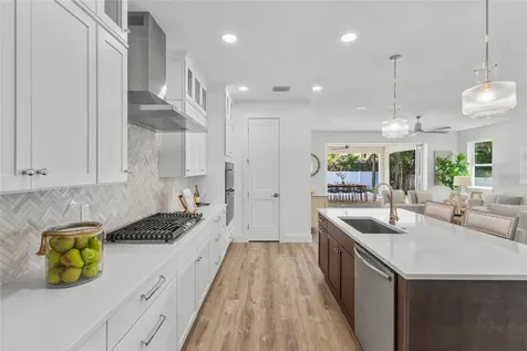 217 S Shade Avenue Sarasota FL 34237