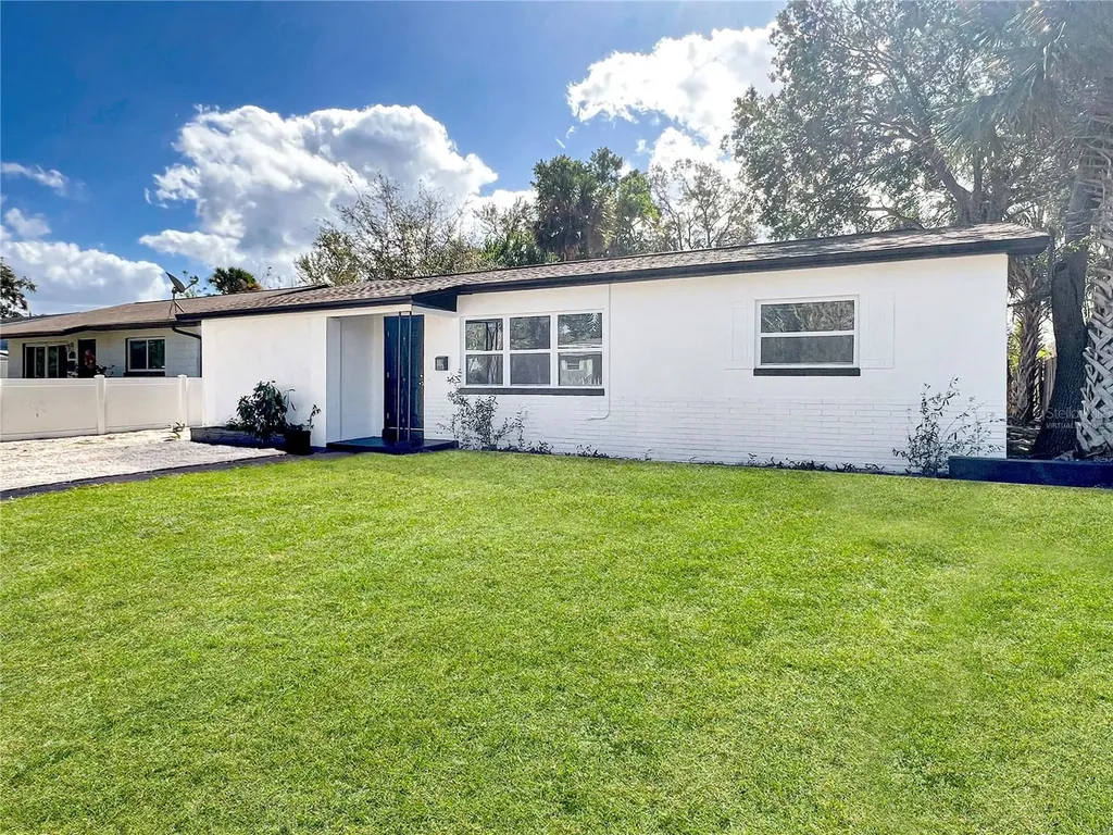 644 62nd Avenue S St Petersburg FL 33705