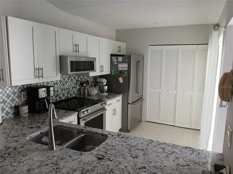913 Waterside Lane Bradenton FL 34209