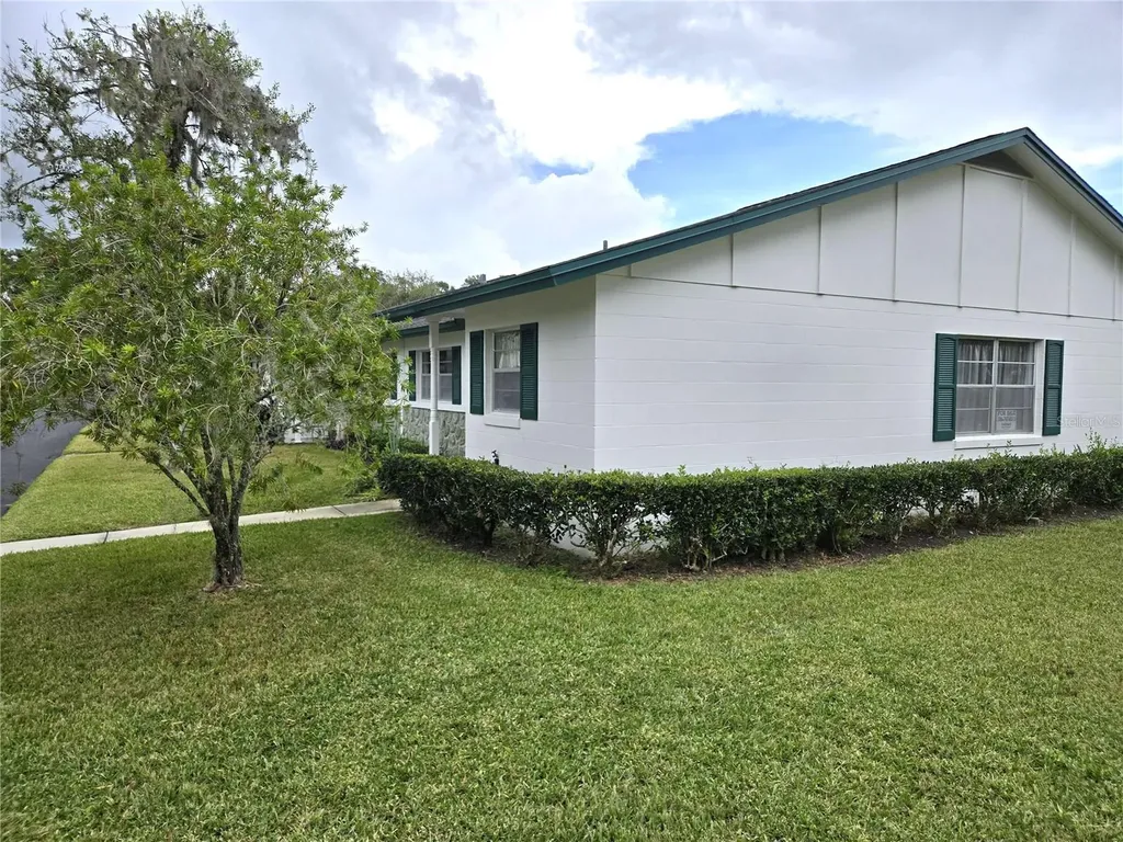 201 N Hill Avenue Deland FL 32724