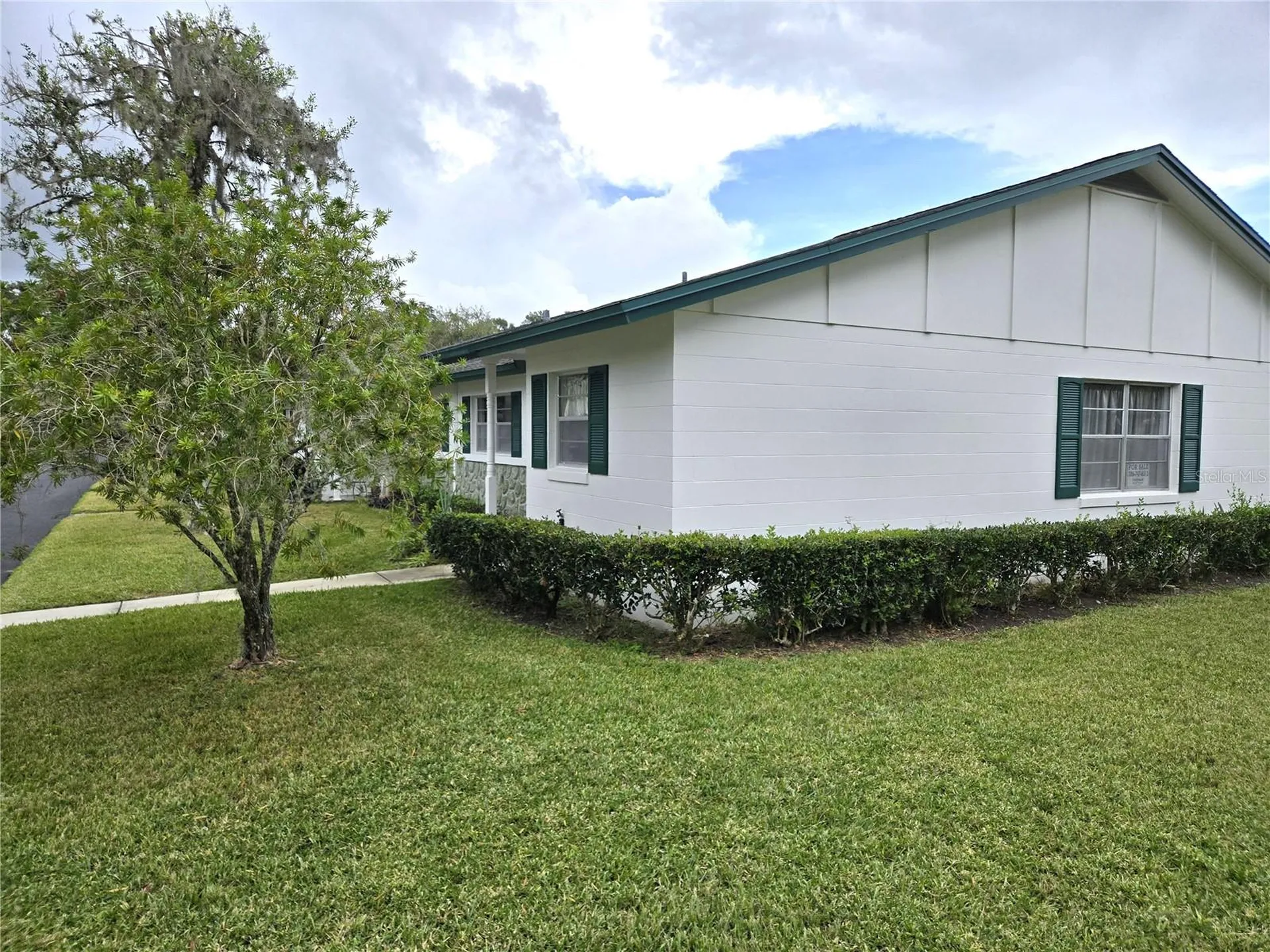 201 N Hill Avenue Deland FL 32724