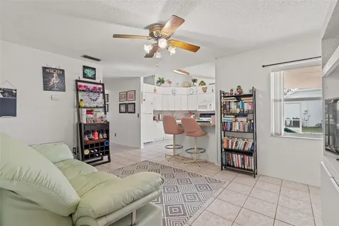 959 Loma Bonita Drive Davenport FL 33837