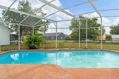 959 Loma Bonita Drive Davenport FL 33837