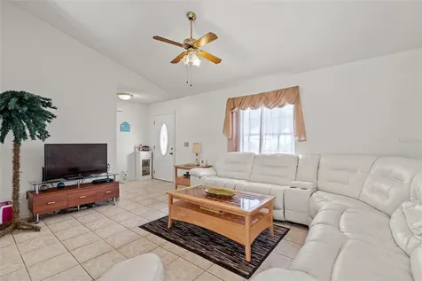 959 Loma Bonita Drive Davenport FL 33837