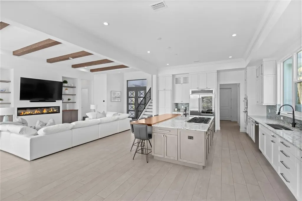 5910 Gulf Of Mexico Drive Longboat Key FL 34228