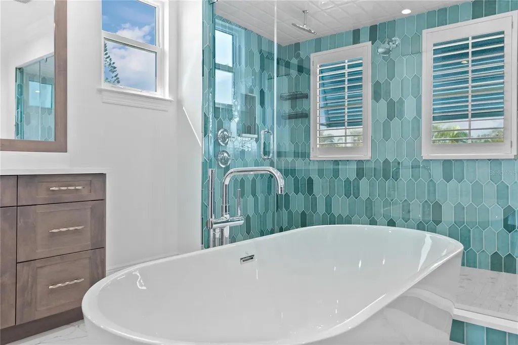 5910 Gulf Of Mexico Drive Longboat Key FL 34228