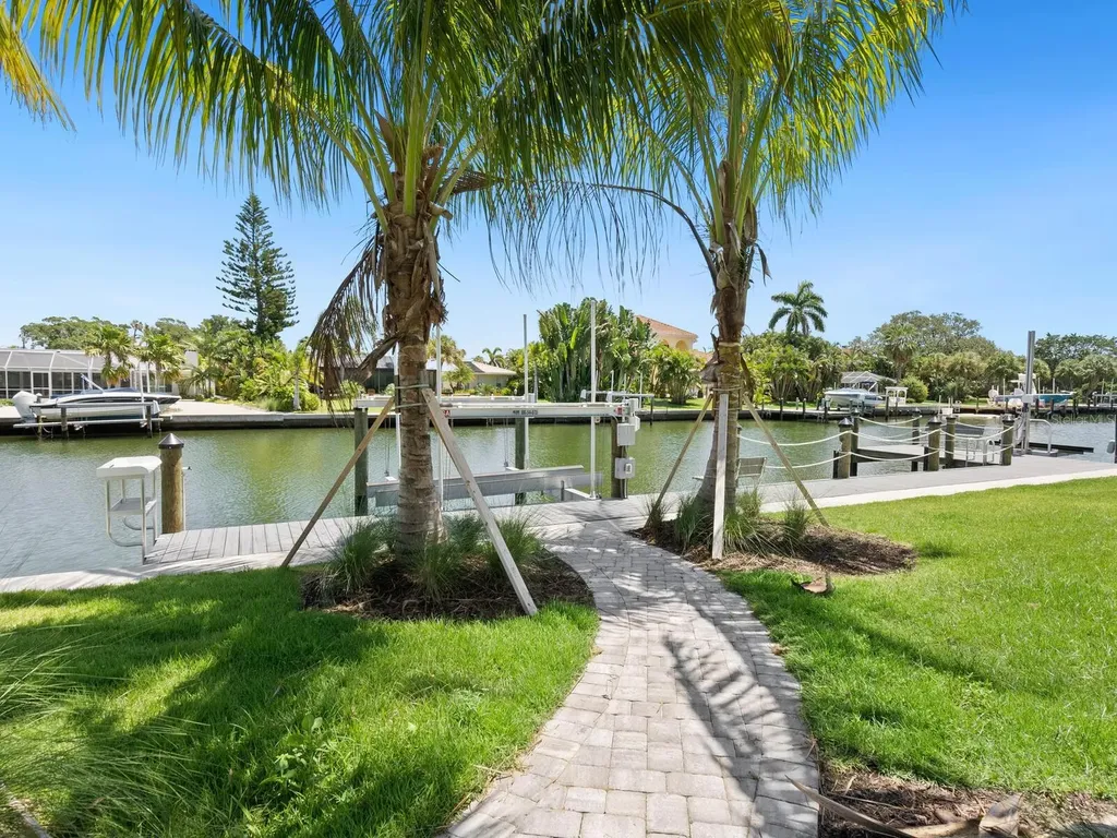 5910 Gulf Of Mexico Drive Longboat Key FL 34228