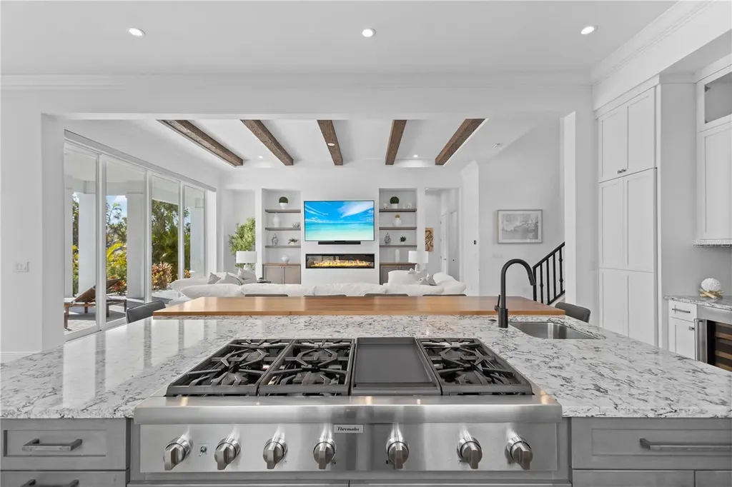 5910 Gulf Of Mexico Drive Longboat Key FL 34228