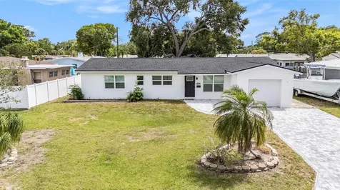 6682 32nd Avenue N St Petersburg FL 33710
