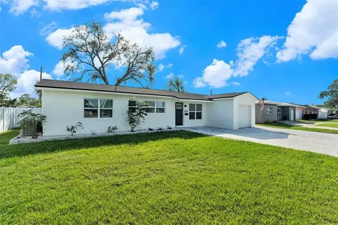 6682 32nd Avenue N St Petersburg FL 33710