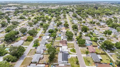 6682 32nd Avenue N St Petersburg FL 33710