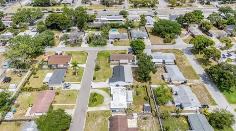 6682 32nd Avenue N St Petersburg FL 33710