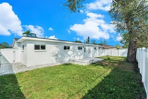 6682 32nd Avenue N St Petersburg FL 33710