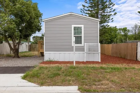 4304 Buena Vista Lane Holiday FL 34691