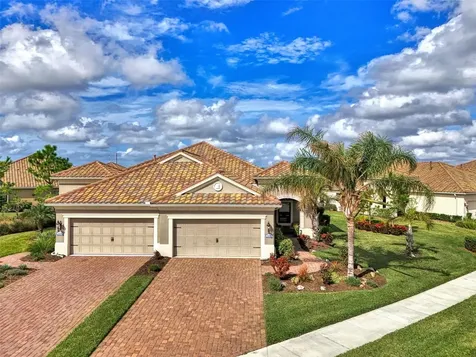 21657 Avon Park Court Venice FL 34293