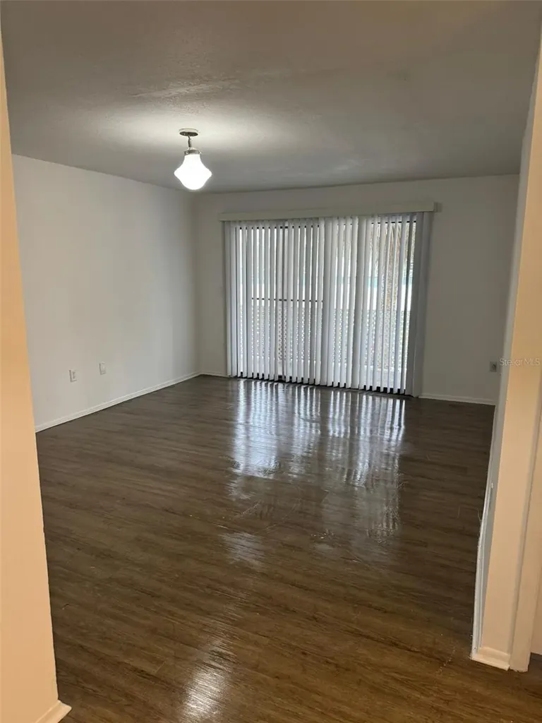 6008 Village Circle Orlando FL 32822
