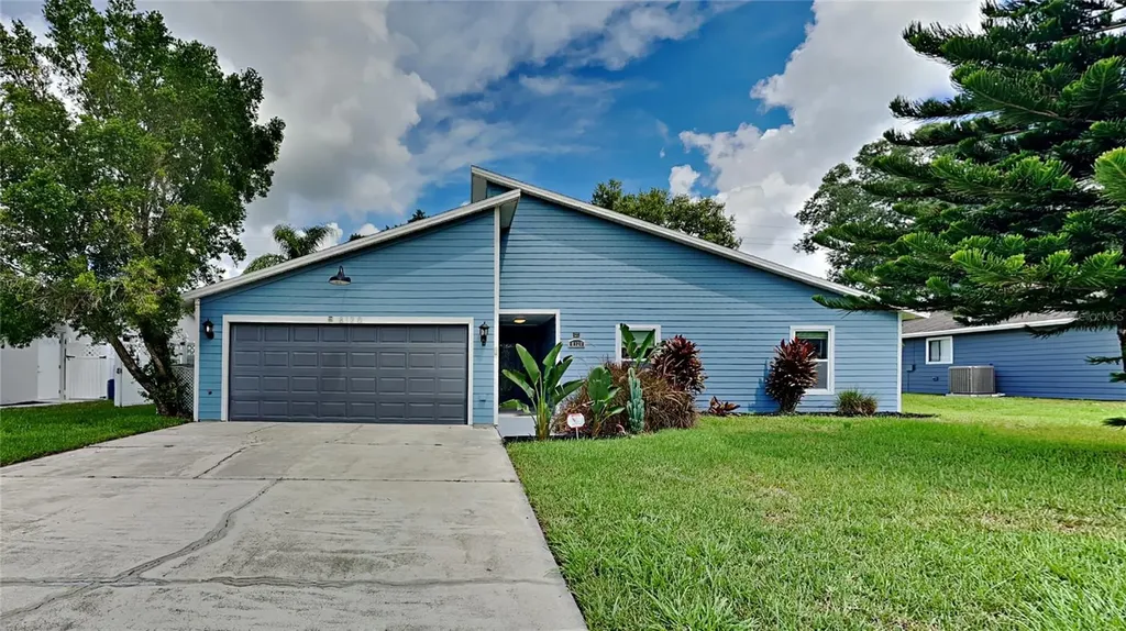 8120 Glenbrooke Place Sarasota FL 34243