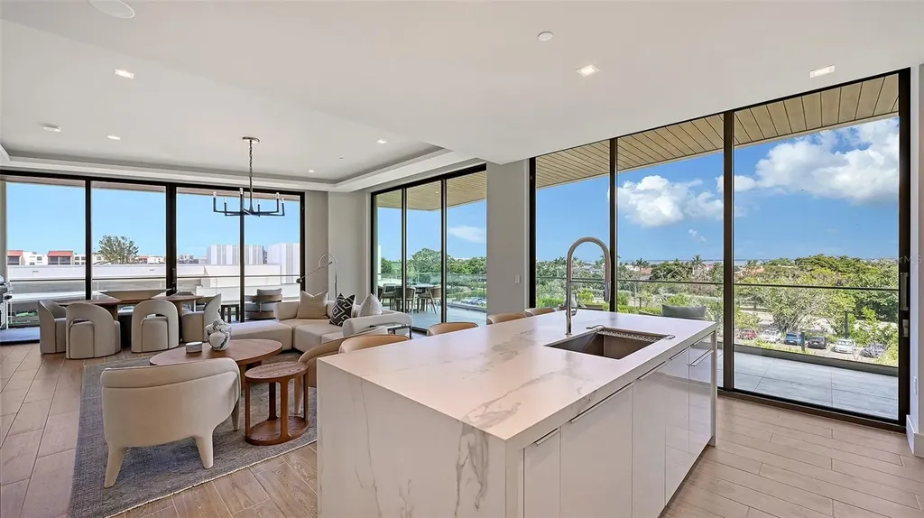 1591 Gulf Of Mexico Drive Longboat Key FL 34228