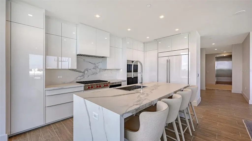 1591 Gulf Of Mexico Drive Longboat Key FL 34228