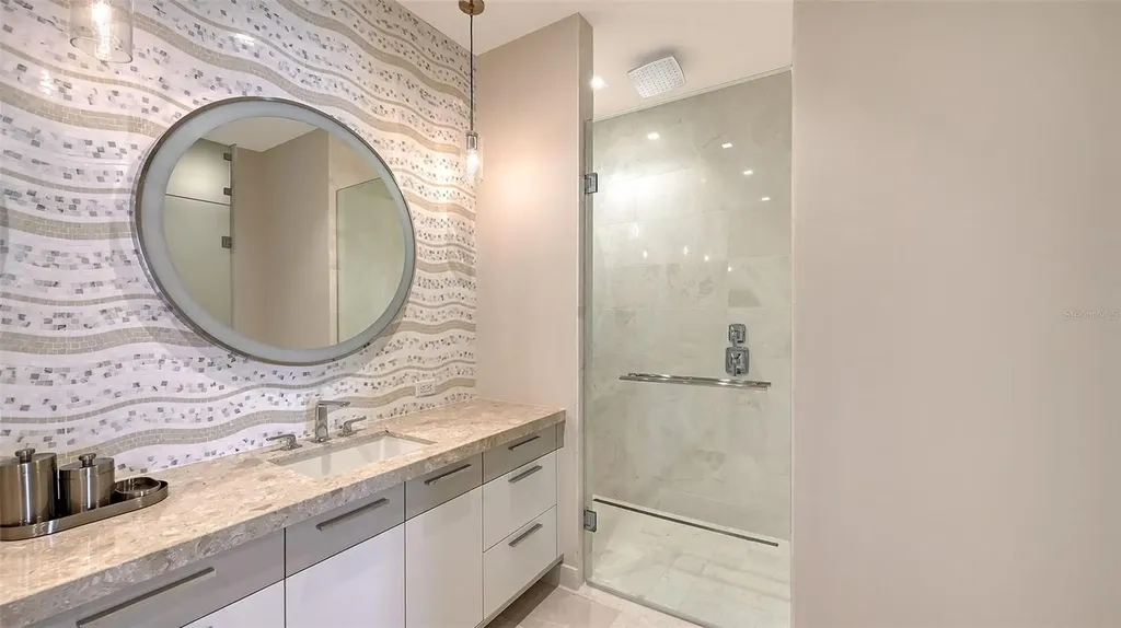 1591 Gulf Of Mexico Drive Longboat Key FL 34228