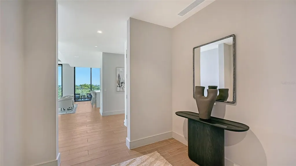 1591 Gulf Of Mexico Drive Longboat Key FL 34228