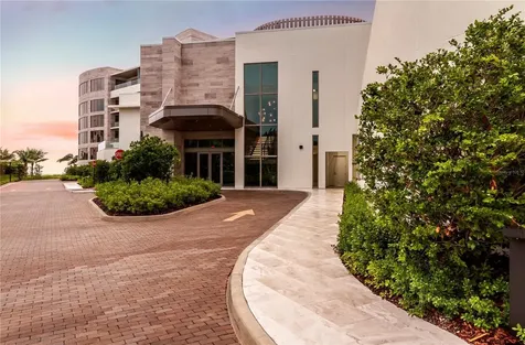 1591 Gulf Of Mexico Drive Longboat Key FL 34228