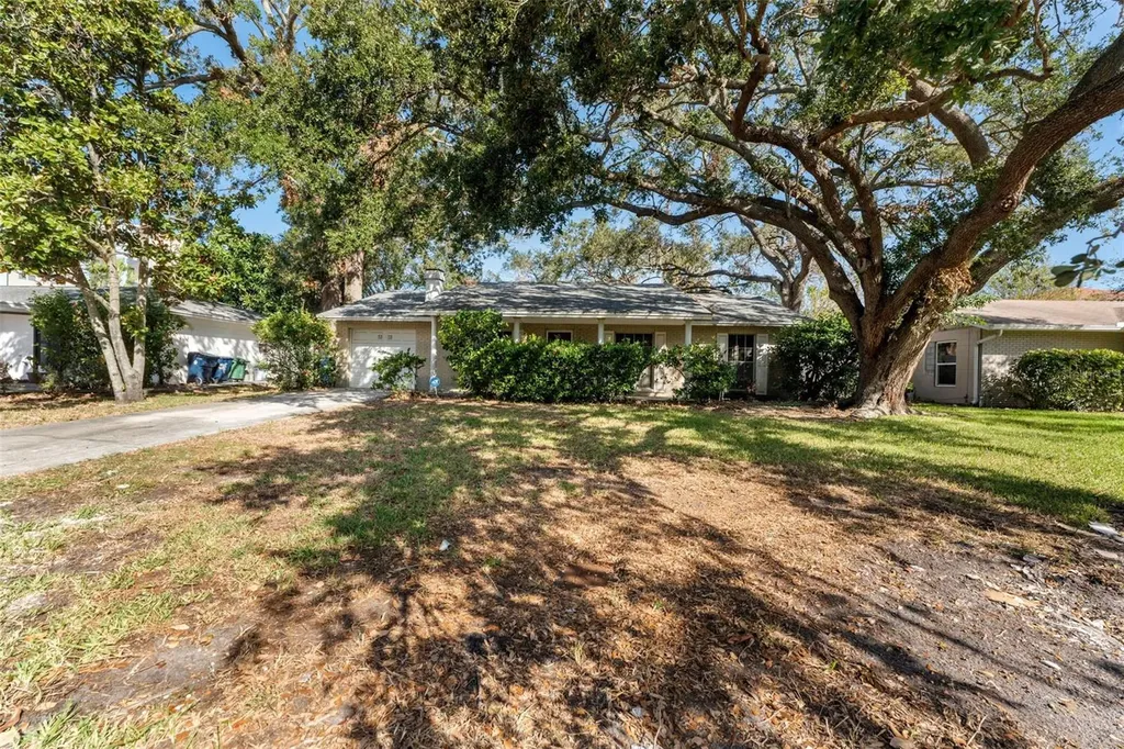 5303 W Cleveland Street Tampa FL 33609
