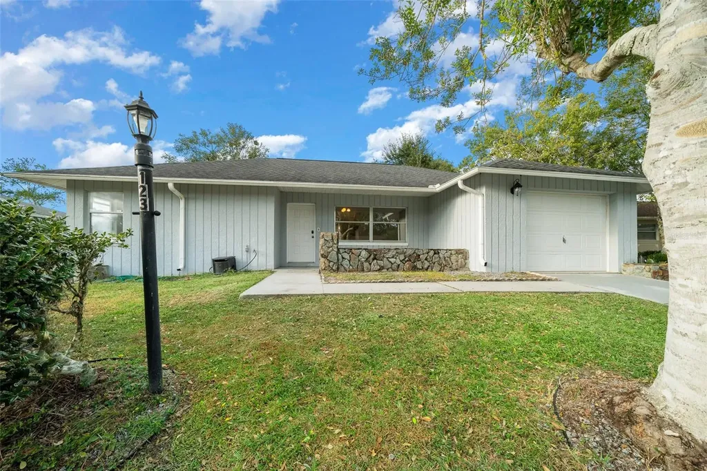 123 W Royalfern Place Beverly Hills FL 34465