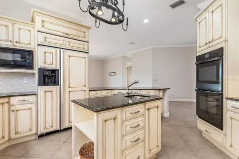 4561 Murcia Boulevard Sarasota FL 34238