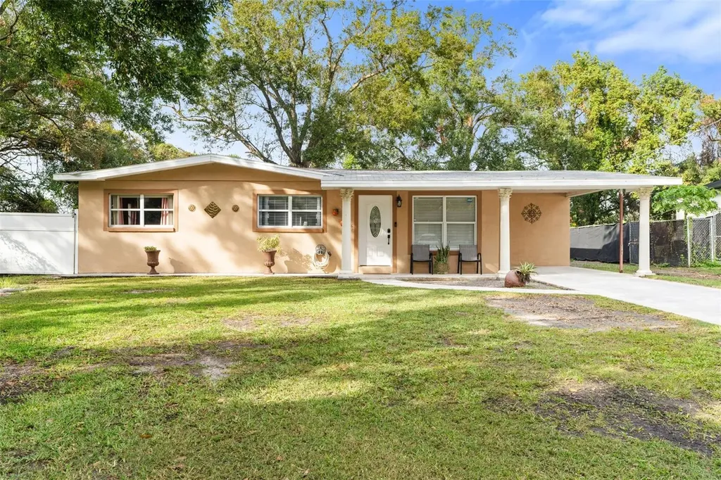 3607 Edna Court Tampa FL 33614