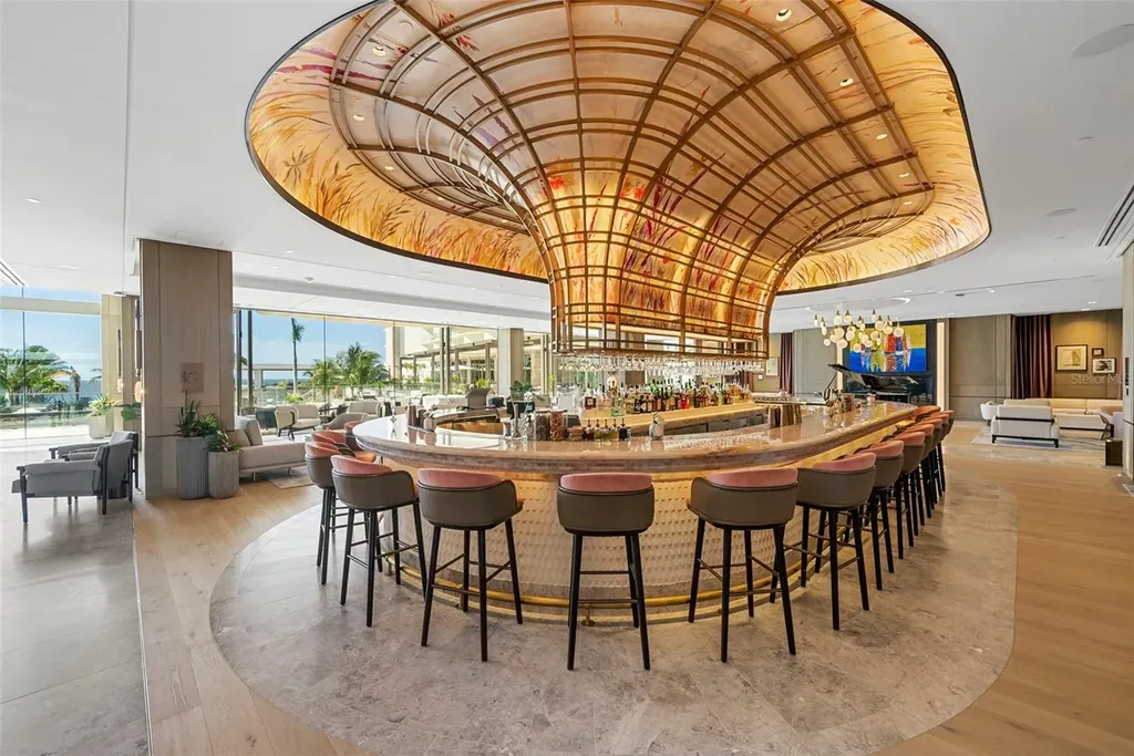 1561 Gulf Of Mexico Drive Longboat Key FL 34228