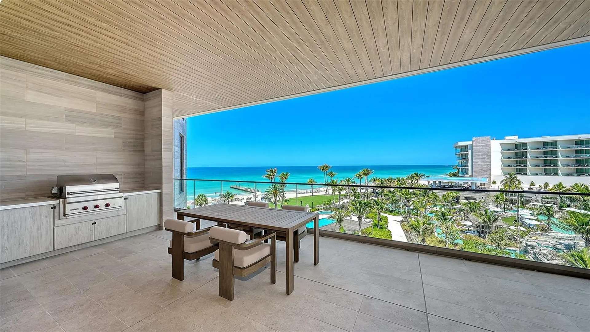 1561 Gulf Of Mexico Drive Longboat Key FL 34228